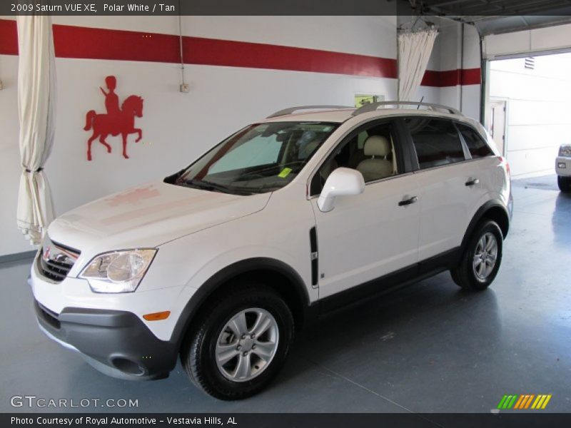 Polar White / Tan 2009 Saturn VUE XE