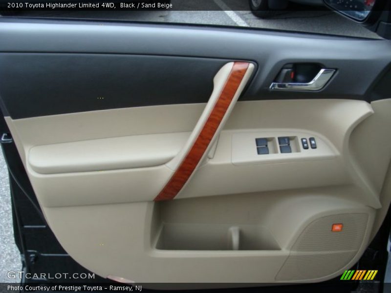 Black / Sand Beige 2010 Toyota Highlander Limited 4WD