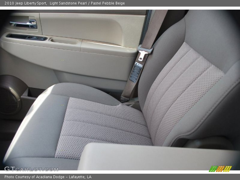 Light Sandstone Pearl / Pastel Pebble Beige 2010 Jeep Liberty Sport