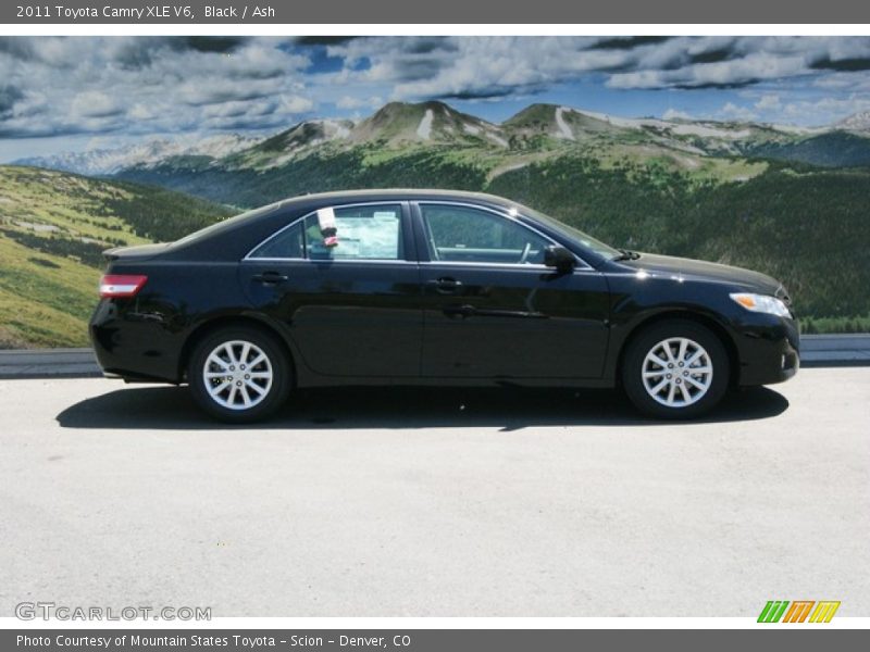 Black / Ash 2011 Toyota Camry XLE V6