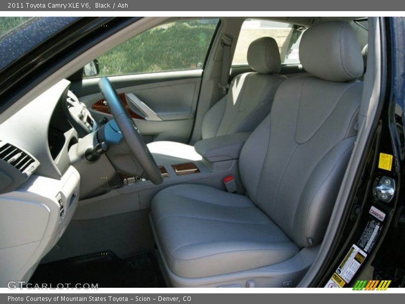 Black / Ash 2011 Toyota Camry XLE V6