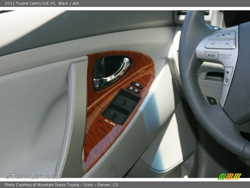Black / Ash 2011 Toyota Camry XLE V6