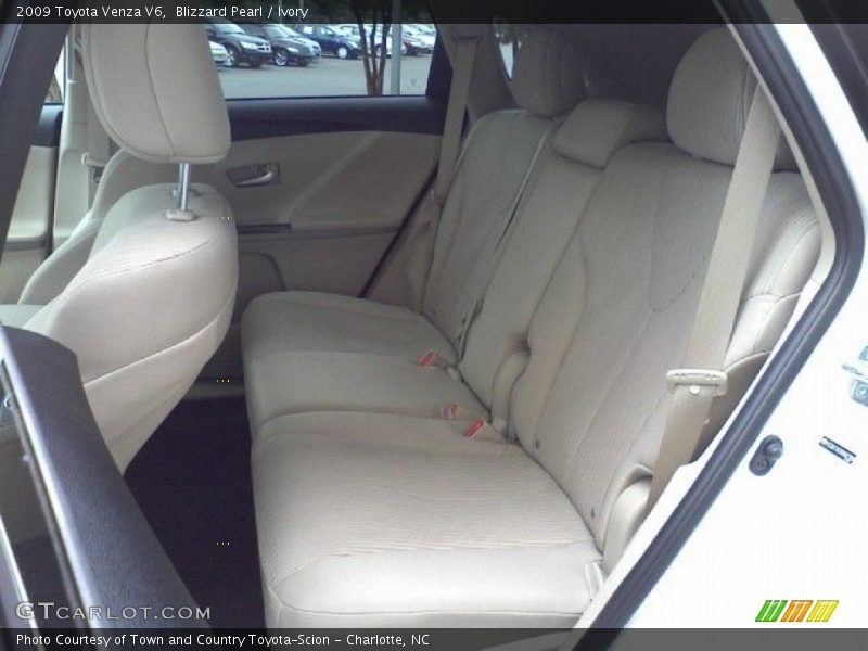 Blizzard Pearl / Ivory 2009 Toyota Venza V6