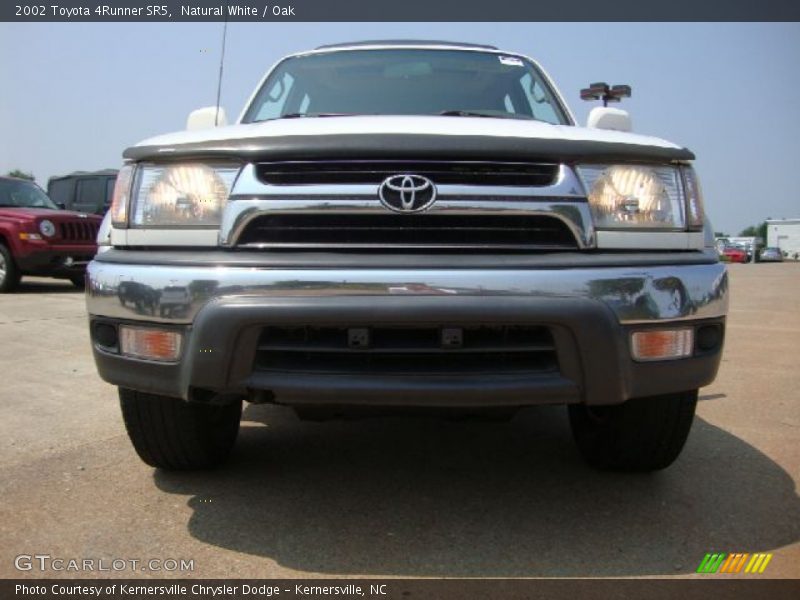 Natural White / Oak 2002 Toyota 4Runner SR5