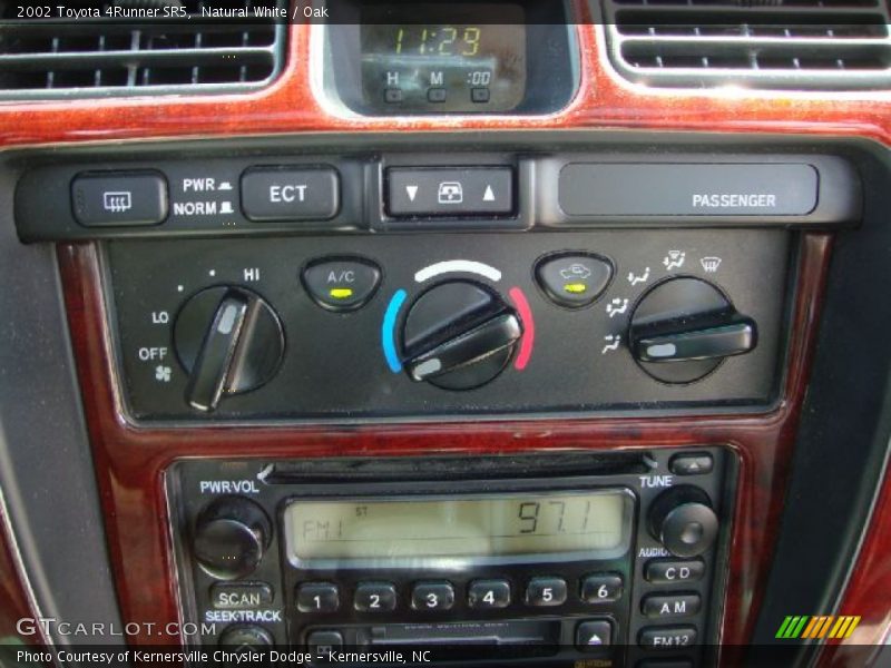 Natural White / Oak 2002 Toyota 4Runner SR5