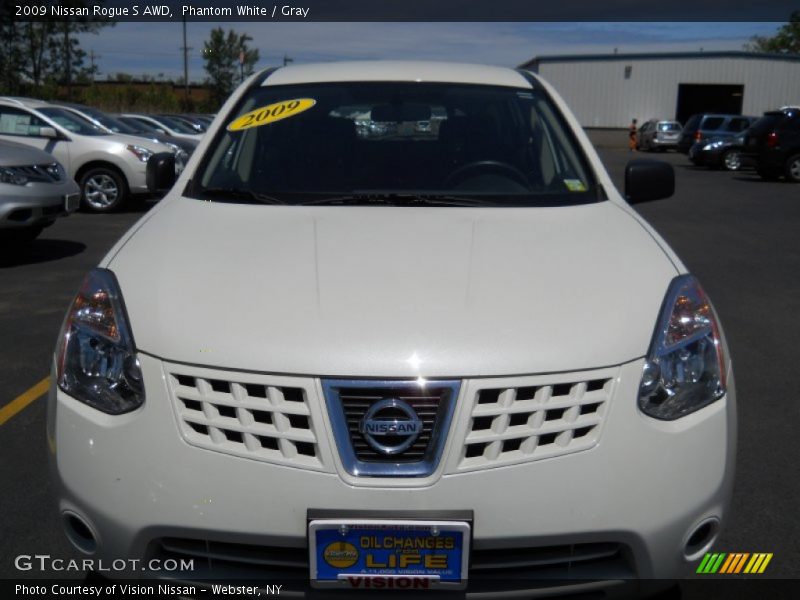 Phantom White / Gray 2009 Nissan Rogue S AWD