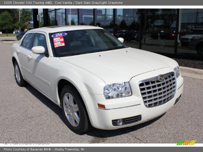 Cool Vanilla / Dark Slate Gray/Light Graystone 2006 Chrysler 300 Touring AWD