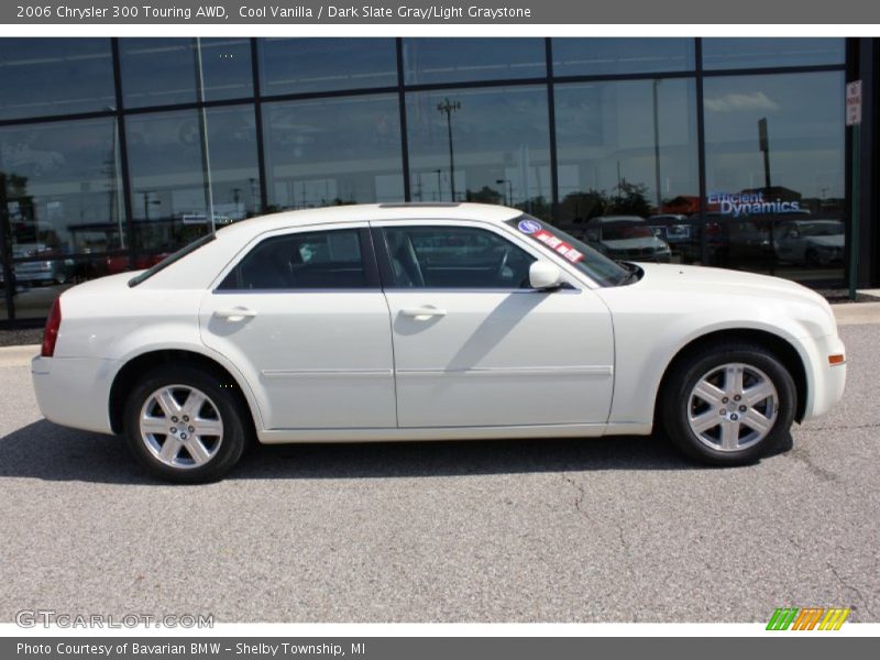 Cool Vanilla / Dark Slate Gray/Light Graystone 2006 Chrysler 300 Touring AWD