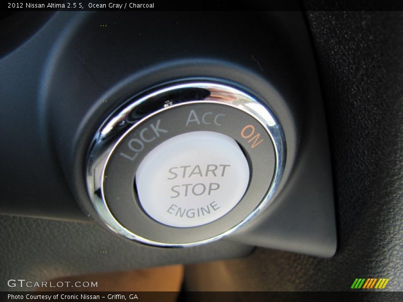 Controls of 2012 Altima 2.5 S