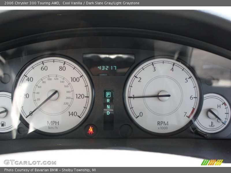 Cool Vanilla / Dark Slate Gray/Light Graystone 2006 Chrysler 300 Touring AWD