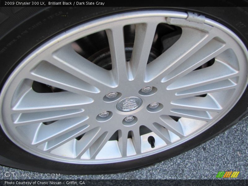 Brilliant Black / Dark Slate Gray 2009 Chrysler 300 LX