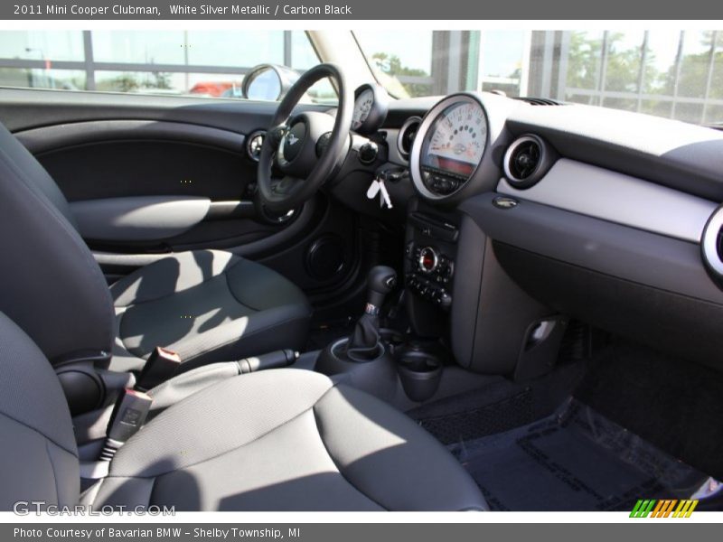 White Silver Metallic / Carbon Black 2011 Mini Cooper Clubman