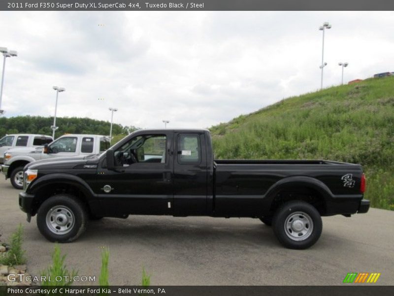  2011 F350 Super Duty XL SuperCab 4x4 Tuxedo Black