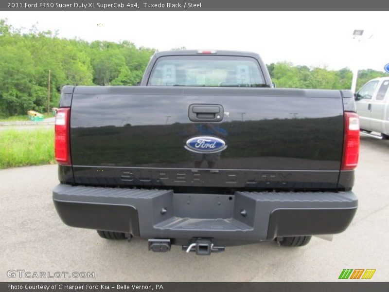 Tuxedo Black / Steel 2011 Ford F350 Super Duty XL SuperCab 4x4