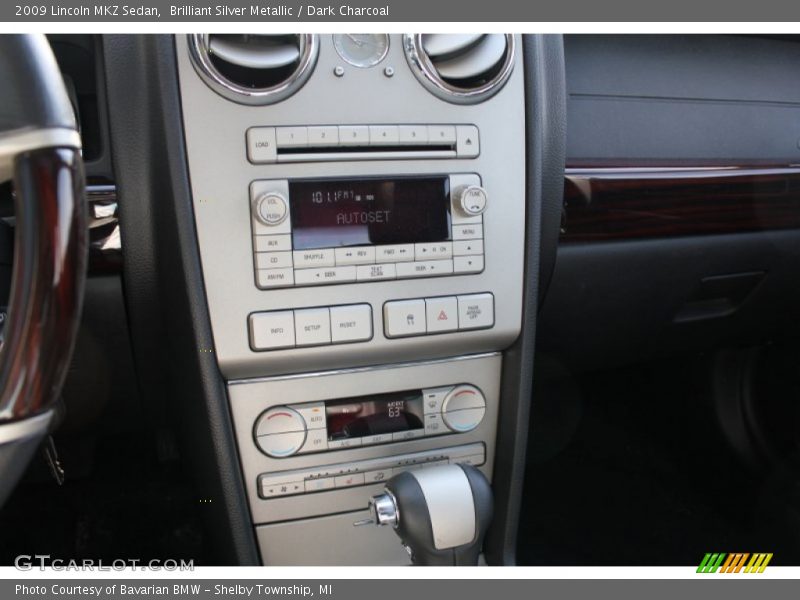 Brilliant Silver Metallic / Dark Charcoal 2009 Lincoln MKZ Sedan