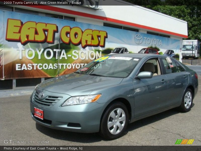 Aloe Green Metallic / Bisque 2009 Toyota Camry LE