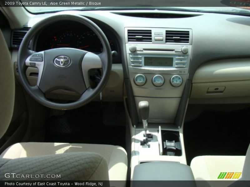 Aloe Green Metallic / Bisque 2009 Toyota Camry LE