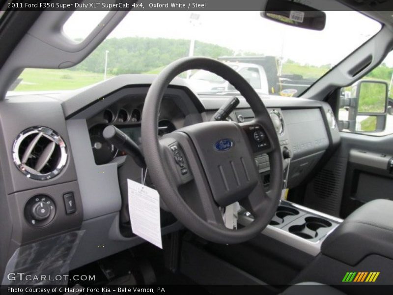 Dashboard of 2011 F350 Super Duty XLT SuperCab 4x4