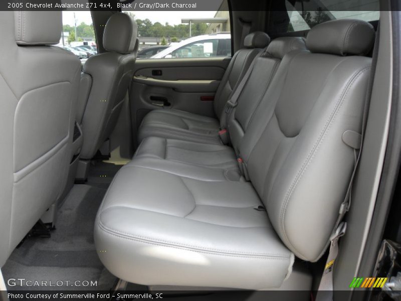 Black / Gray/Dark Charcoal 2005 Chevrolet Avalanche Z71 4x4