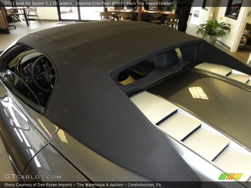Daytona Grey Pearl Effect / Black Fine Nappa Leather 2011 Audi R8 Spyder 5.2 FSI quattro