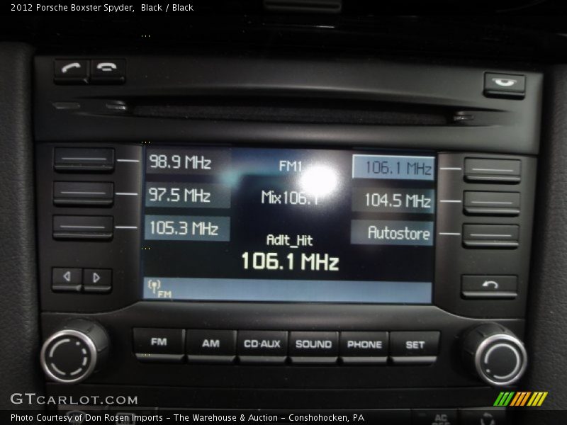 Controls of 2012 Boxster Spyder