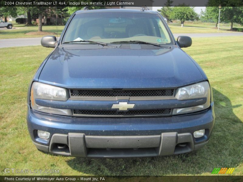 Indigo Blue Metallic / Light Cashmere 2004 Chevrolet TrailBlazer LT 4x4