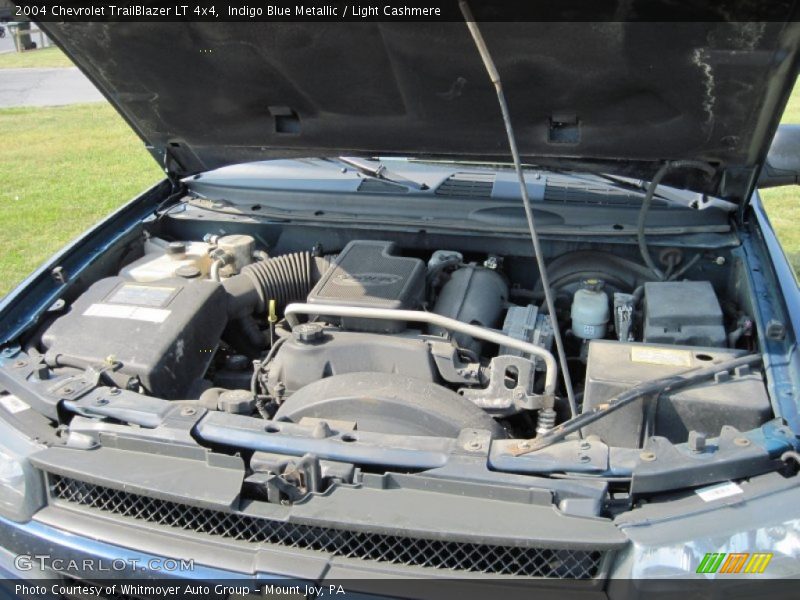 Indigo Blue Metallic / Light Cashmere 2004 Chevrolet TrailBlazer LT 4x4