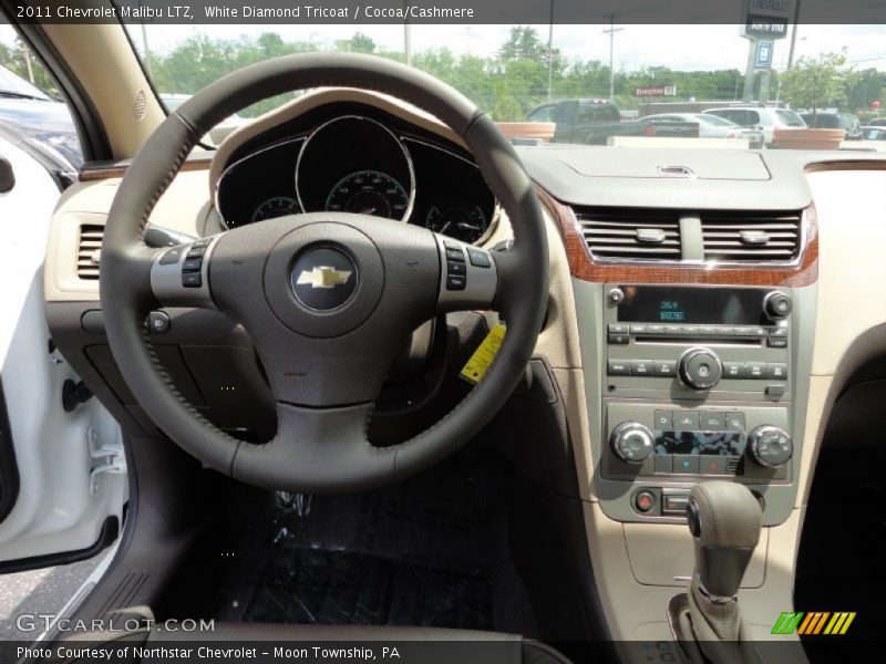 White Diamond Tricoat / Cocoa/Cashmere 2011 Chevrolet Malibu LTZ