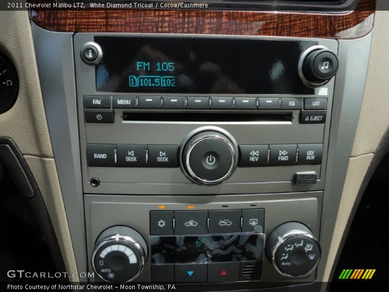 White Diamond Tricoat / Cocoa/Cashmere 2011 Chevrolet Malibu LTZ