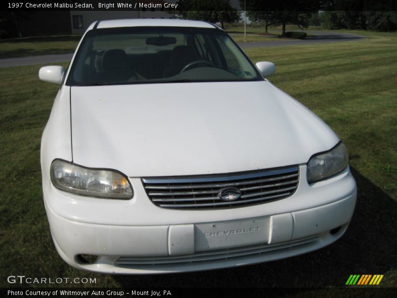 Bright White / Medium Grey 1997 Chevrolet Malibu Sedan