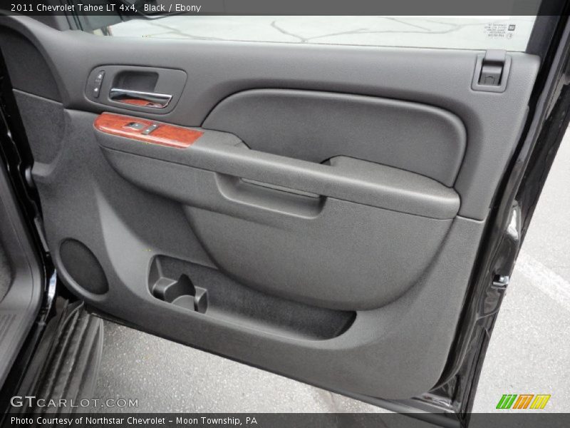 Black / Ebony 2011 Chevrolet Tahoe LT 4x4