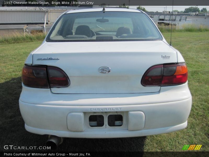 Bright White / Medium Grey 1997 Chevrolet Malibu Sedan