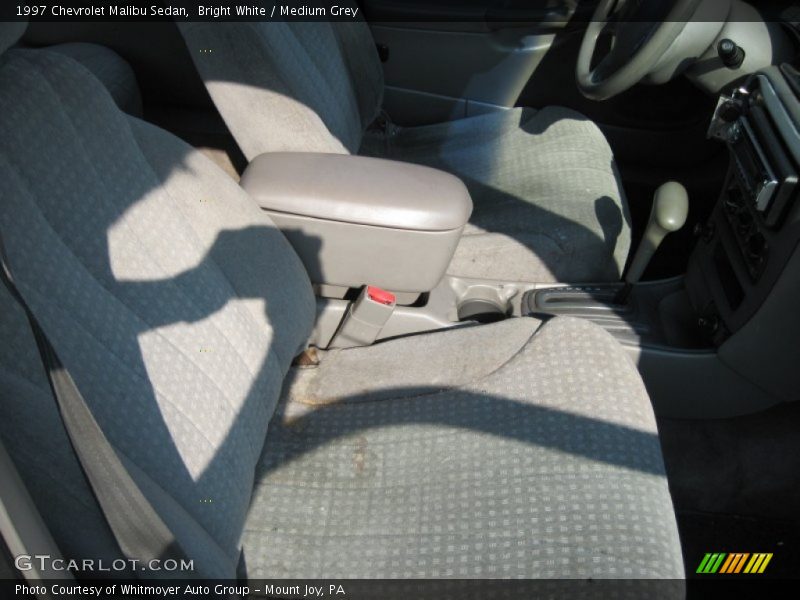 Bright White / Medium Grey 1997 Chevrolet Malibu Sedan