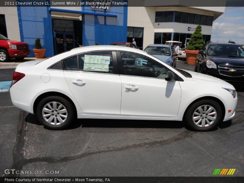 Summit White / Jet Black/Medium Titanium 2011 Chevrolet Cruze LS