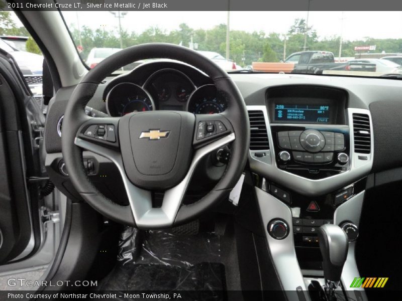Silver Ice Metallic / Jet Black 2011 Chevrolet Cruze LT