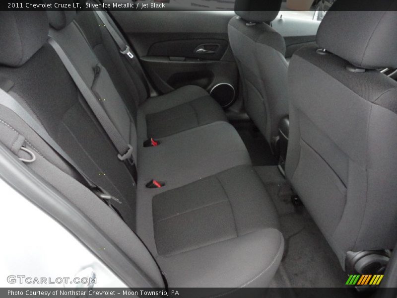 Silver Ice Metallic / Jet Black 2011 Chevrolet Cruze LT