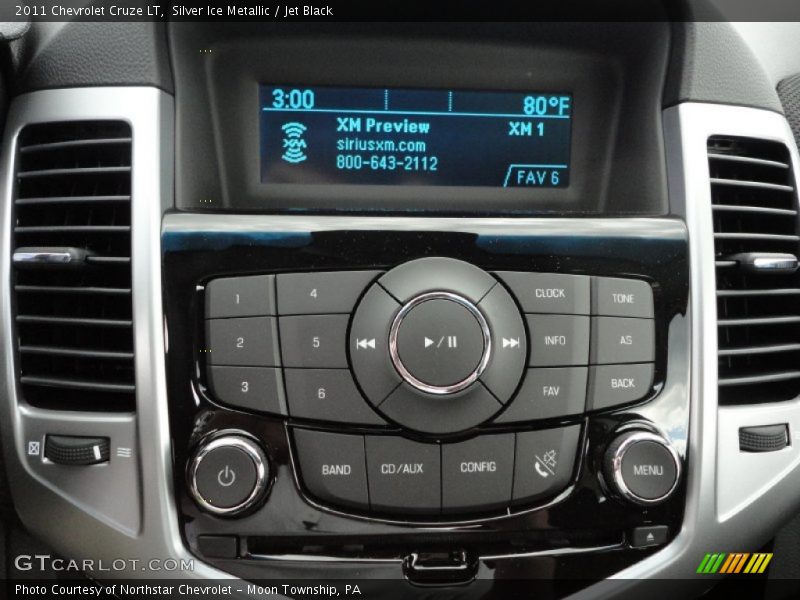 Silver Ice Metallic / Jet Black 2011 Chevrolet Cruze LT