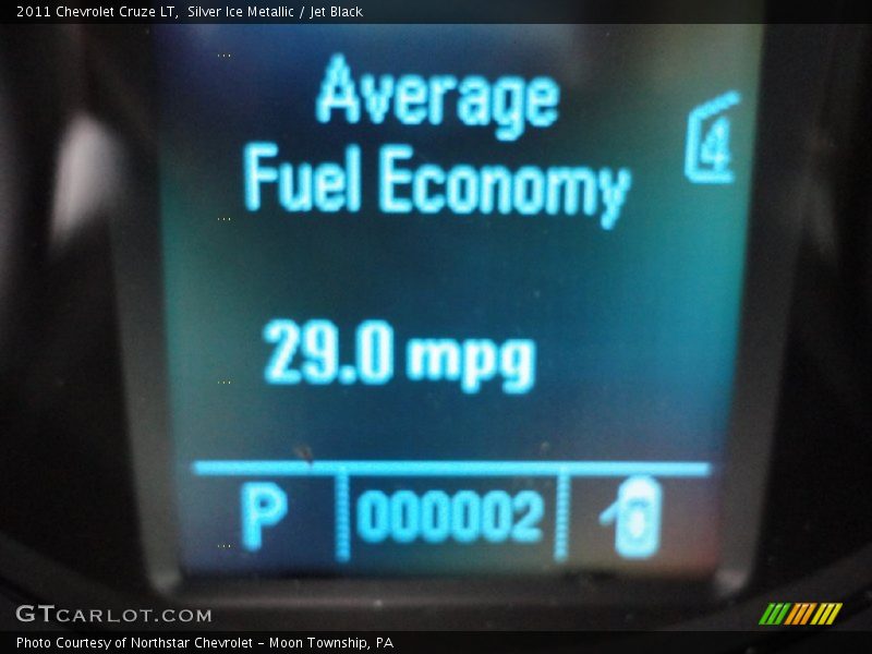 Silver Ice Metallic / Jet Black 2011 Chevrolet Cruze LT