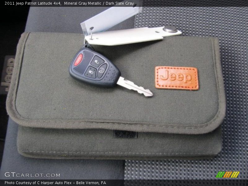 Mineral Gray Metallic / Dark Slate Gray 2011 Jeep Patriot Latitude 4x4