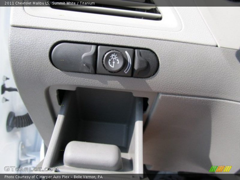 Summit White / Titanium 2011 Chevrolet Malibu LS