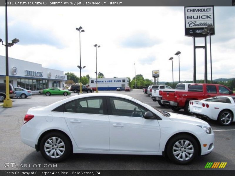 Summit White / Jet Black/Medium Titanium 2011 Chevrolet Cruze LS