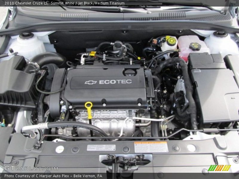 Summit White / Jet Black/Medium Titanium 2011 Chevrolet Cruze LS