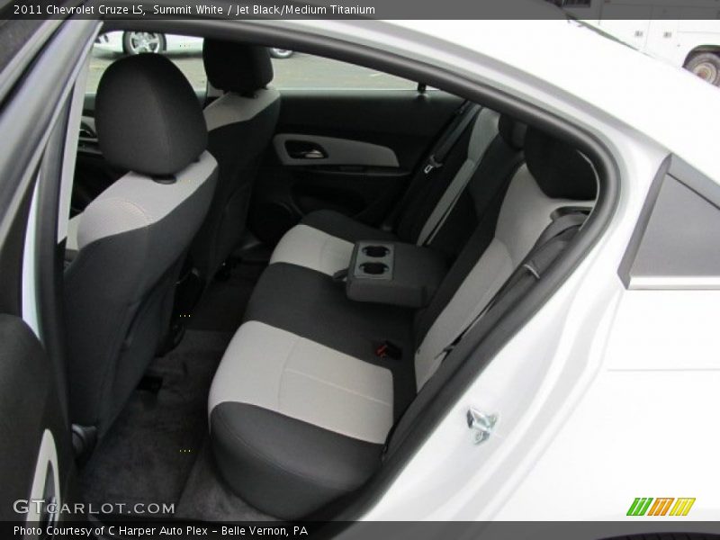 Summit White / Jet Black/Medium Titanium 2011 Chevrolet Cruze LS