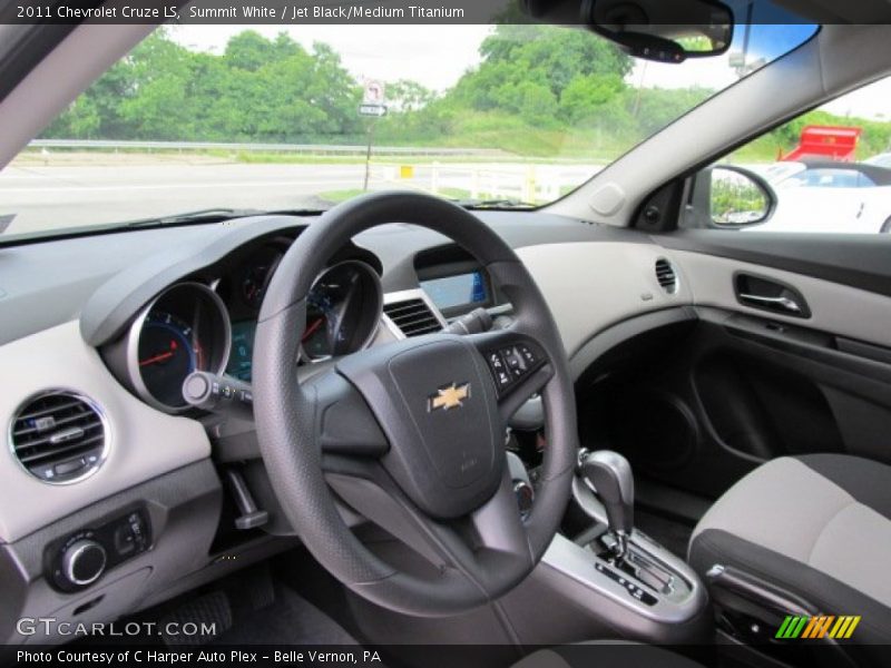 Summit White / Jet Black/Medium Titanium 2011 Chevrolet Cruze LS