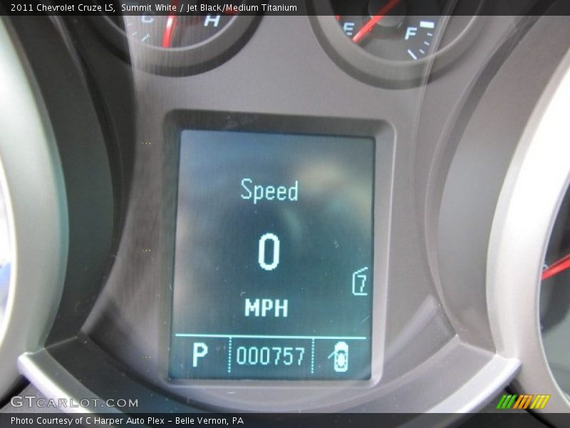 Summit White / Jet Black/Medium Titanium 2011 Chevrolet Cruze LS