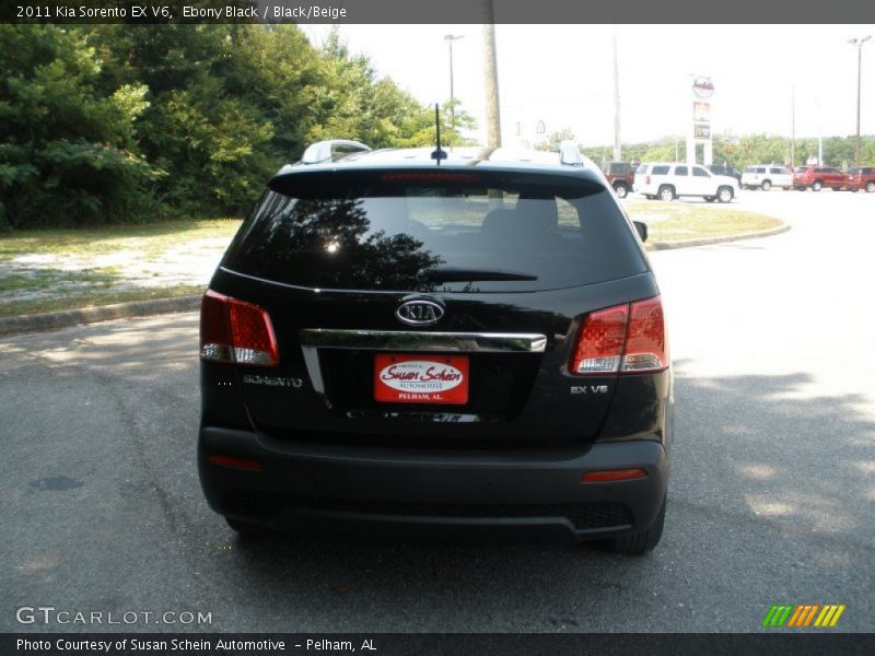 Ebony Black / Black/Beige 2011 Kia Sorento EX V6