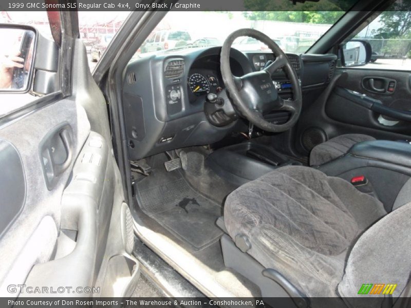 1999 Sonoma SLS Regular Cab 4x4 Graphite Interior