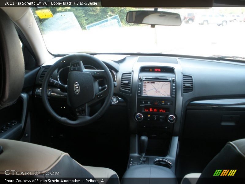 Ebony Black / Black/Beige 2011 Kia Sorento EX V6