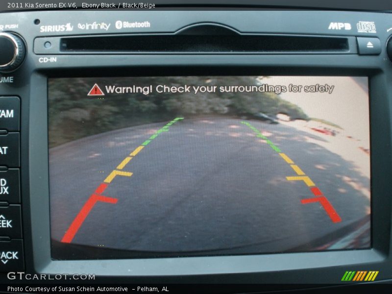 Ebony Black / Black/Beige 2011 Kia Sorento EX V6