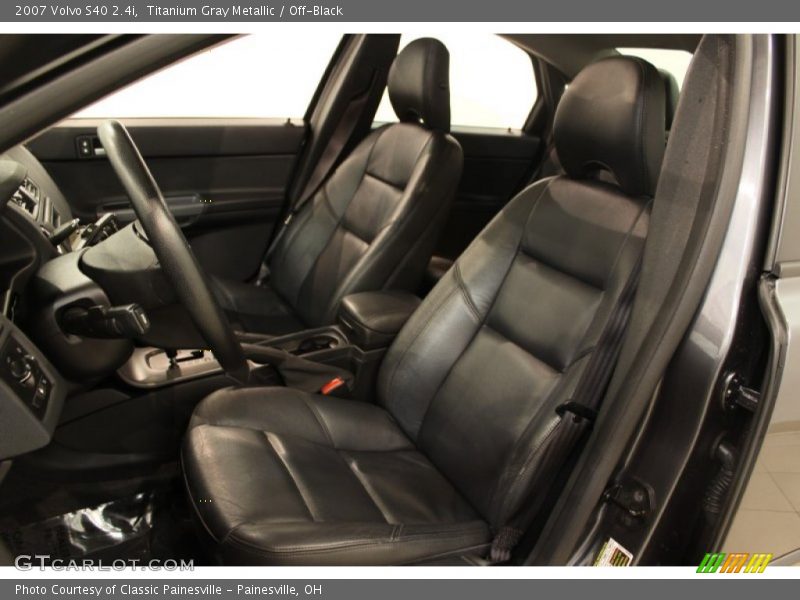 Titanium Gray Metallic / Off-Black 2007 Volvo S40 2.4i